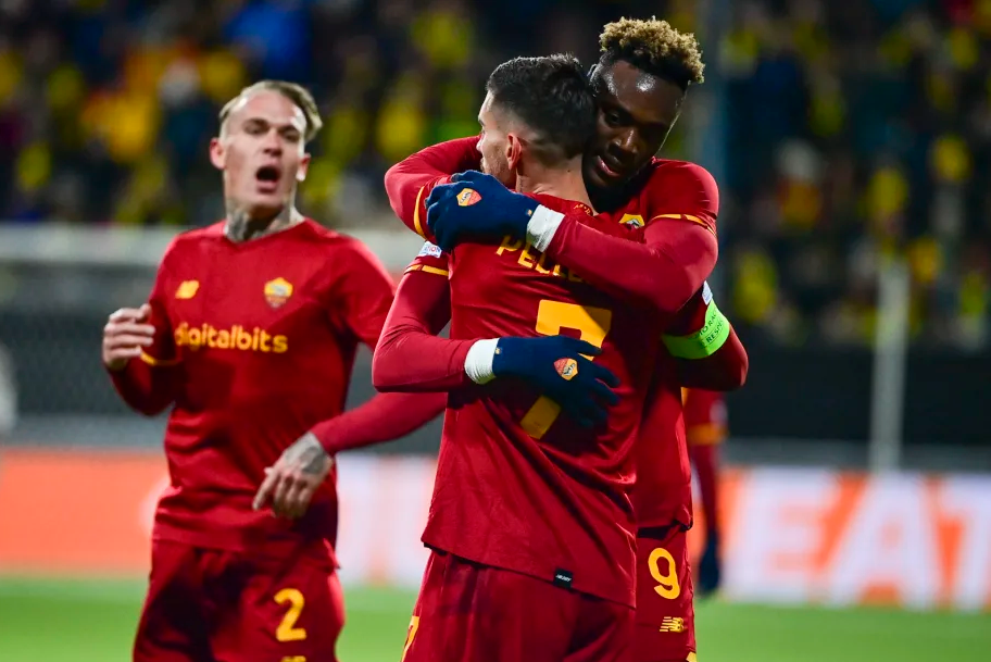  罗马客场逆转亚特兰大，佩莱格里尼世界波  